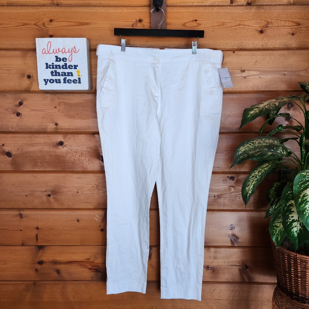Sag Harbor 💜 NWT Denim White Pants Trousers Button Slash‎ Pockets Plus 16 X 31"
